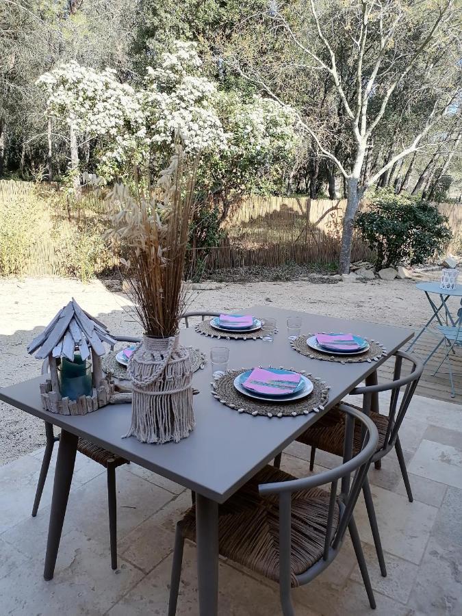 Maison 5 Personnes En Garrigue - Piscine-Spa Prive Langlade Exterior photo